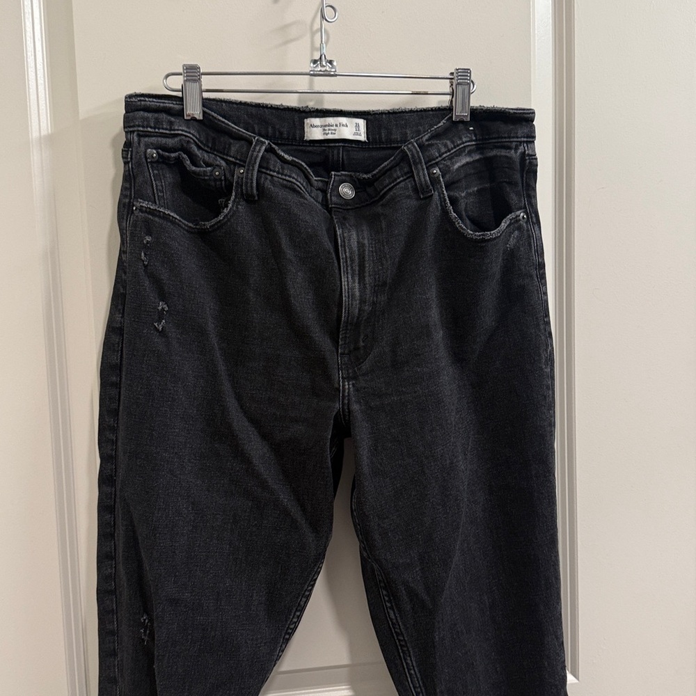 A&F Skinny High Rise Jeans - Picture 6 of 9